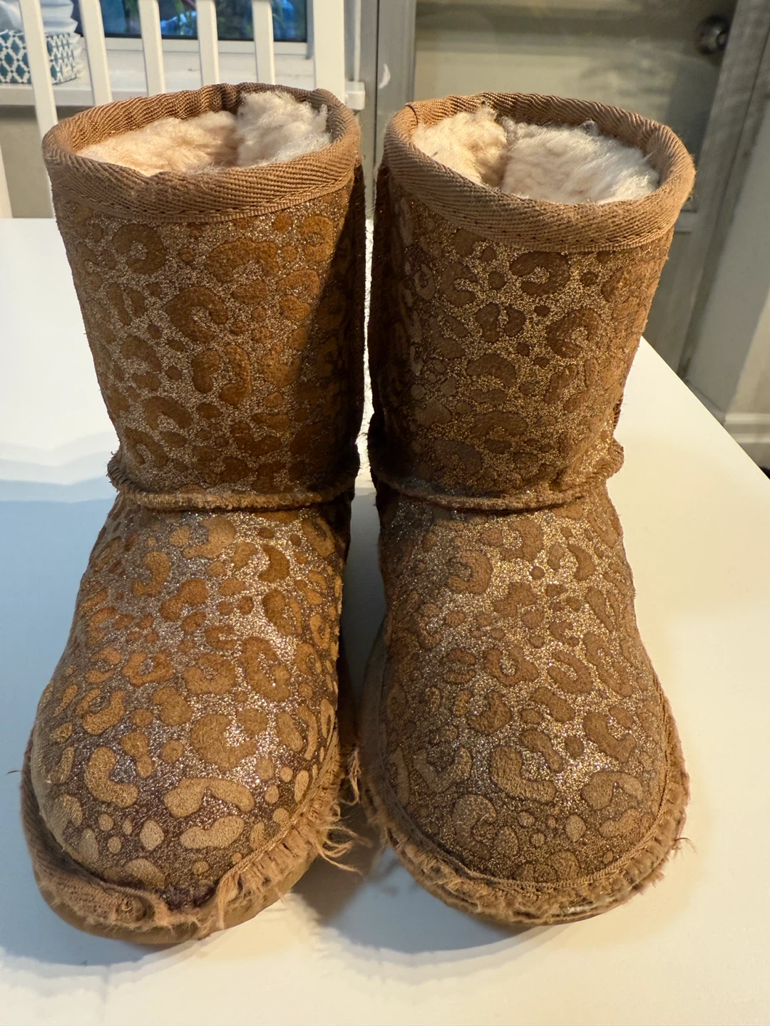 UGG Boots Size 10 (Little Kids/Toddler) - photo 2