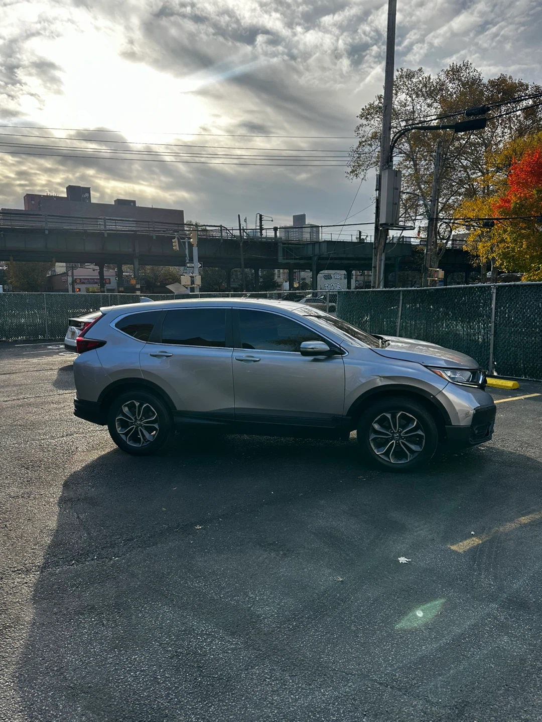 Honda CR-V Silver SUV 2021 EX - photo 4