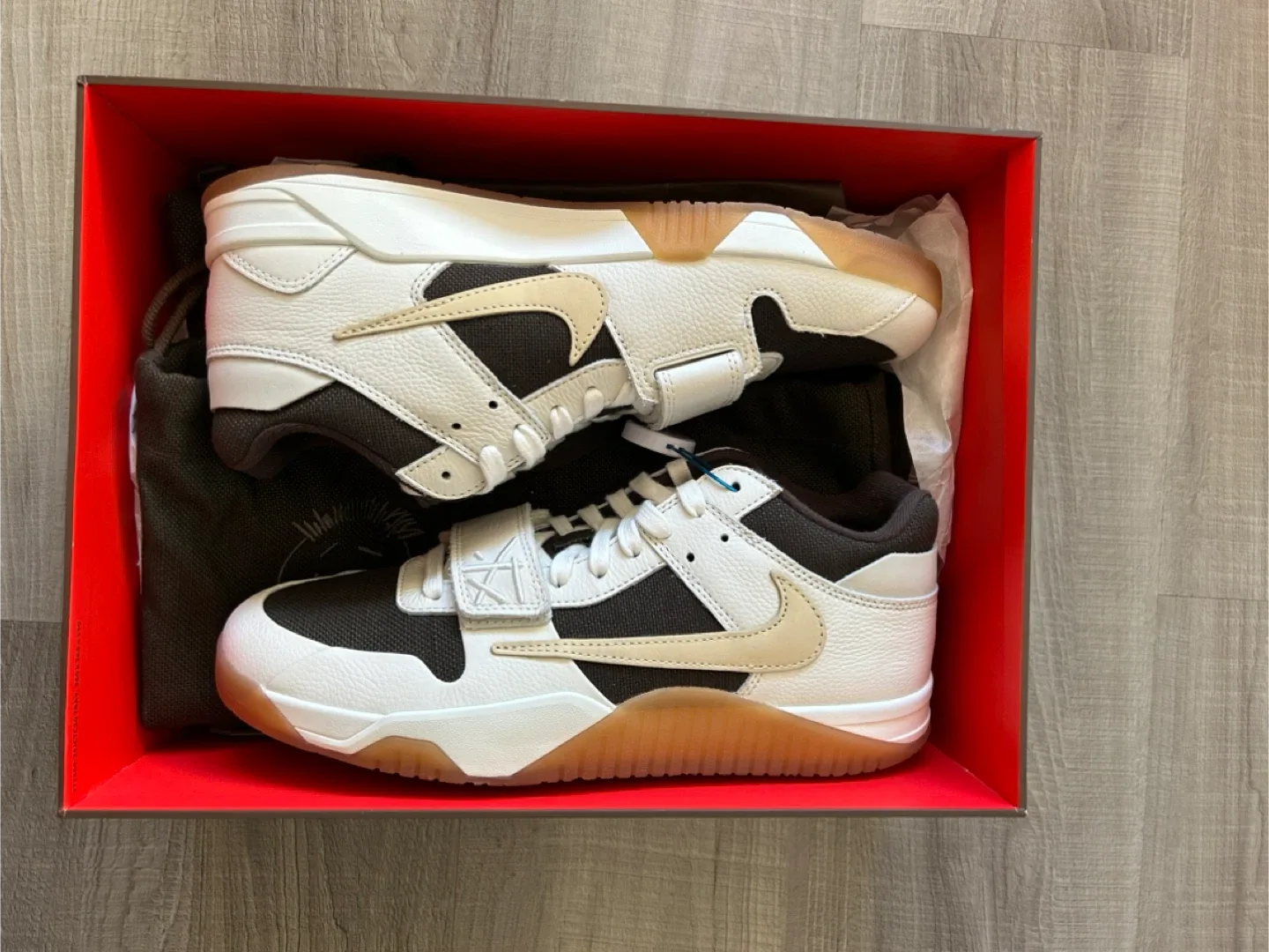 F&F Promo Sample Travis Scott Jumpman Jack Sail image indicator(3)