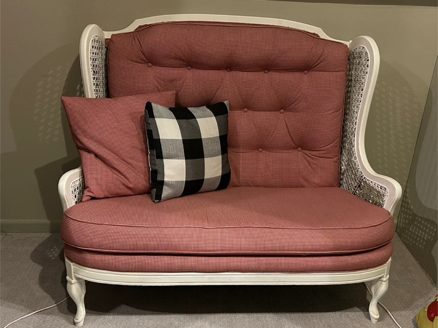 Red & White Wingback Settee - photo 2