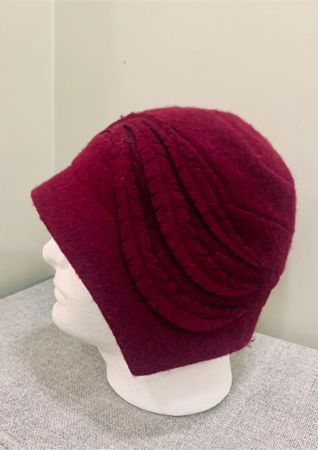 Lillie and Cohoe Wool Hat - Burgundy image indicator(2)
