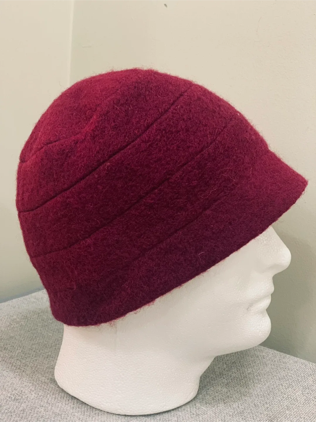Lillie and Cohoe Wool Hat - Burgundy image indicator(3)