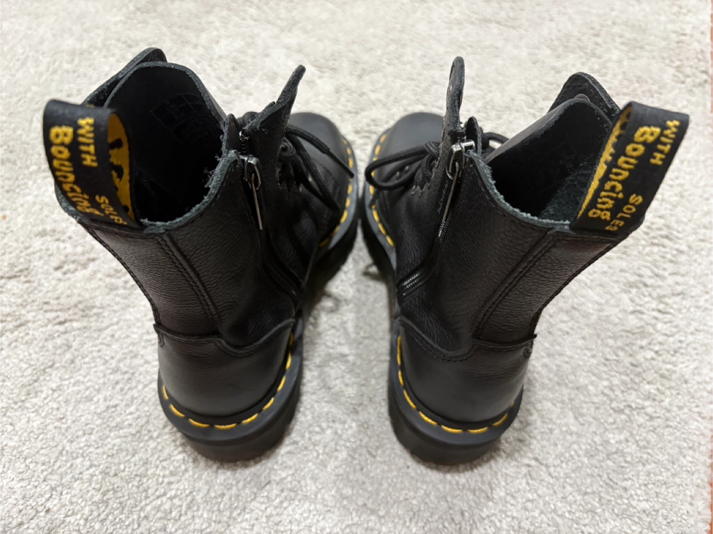 Dr. Martens Jadon III Black Leather Boots - US 6 - photo 2