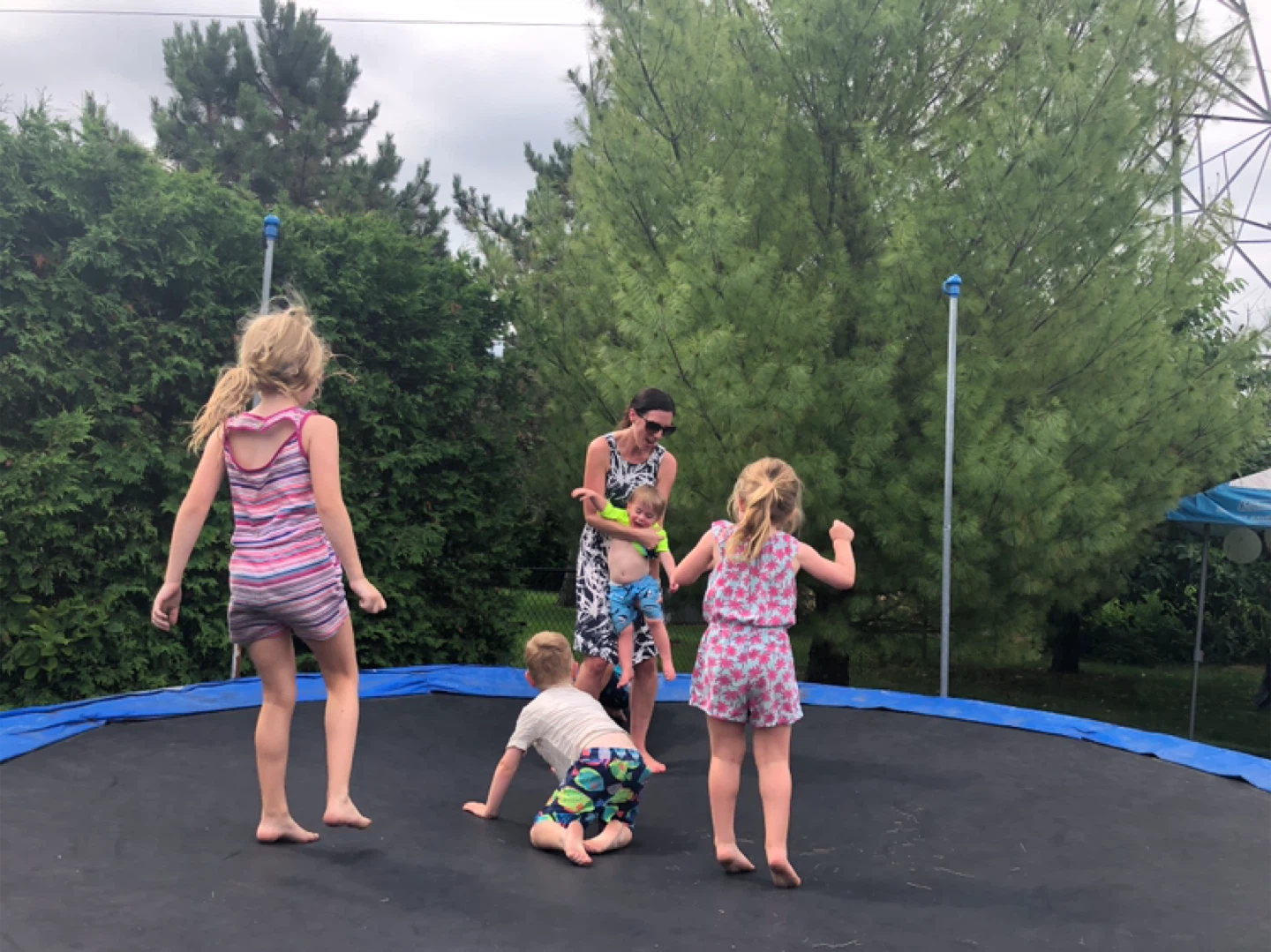 Trampoline
