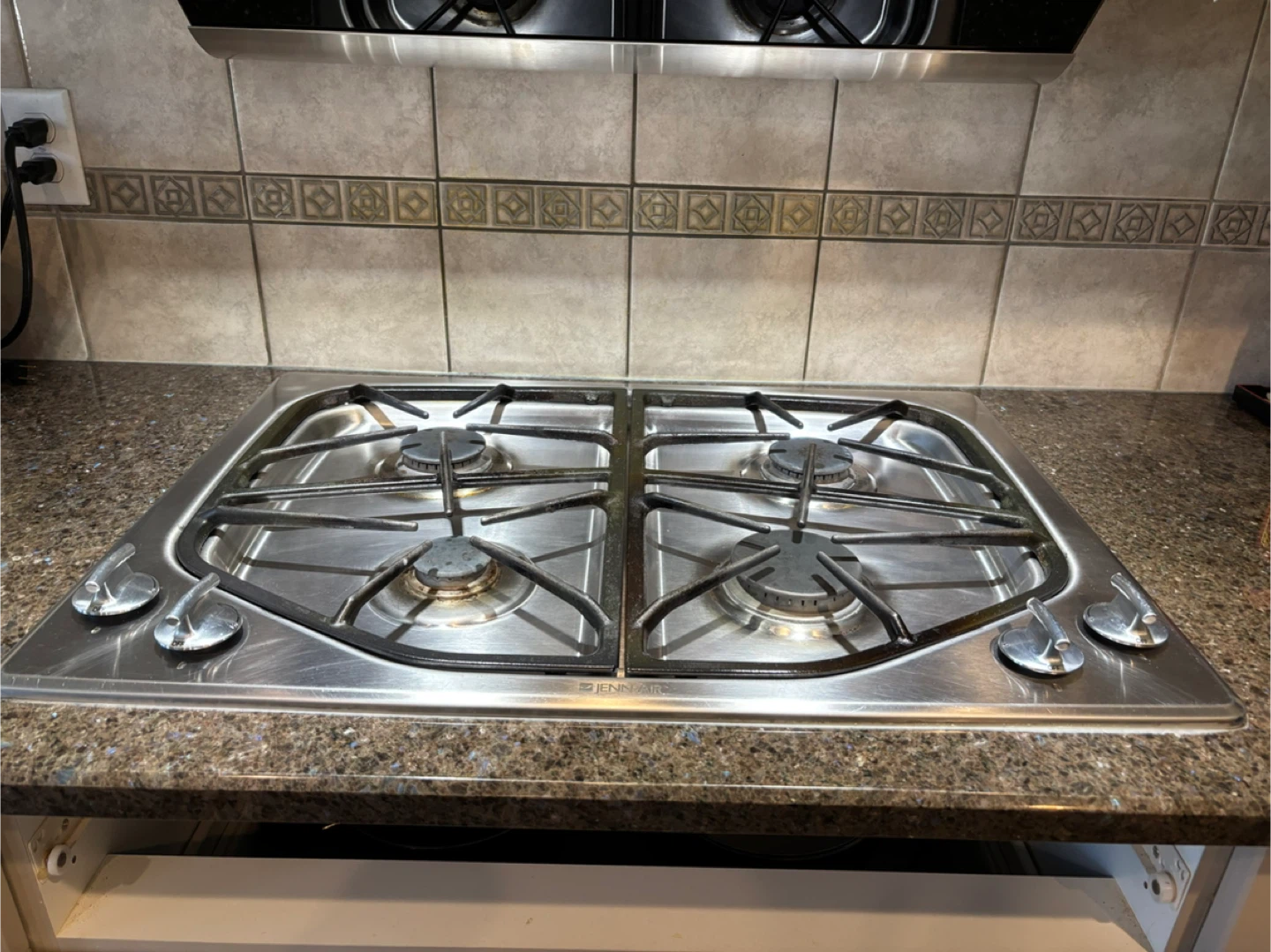 Jenn-Air JGC8430 Sealed Gas Cooktop