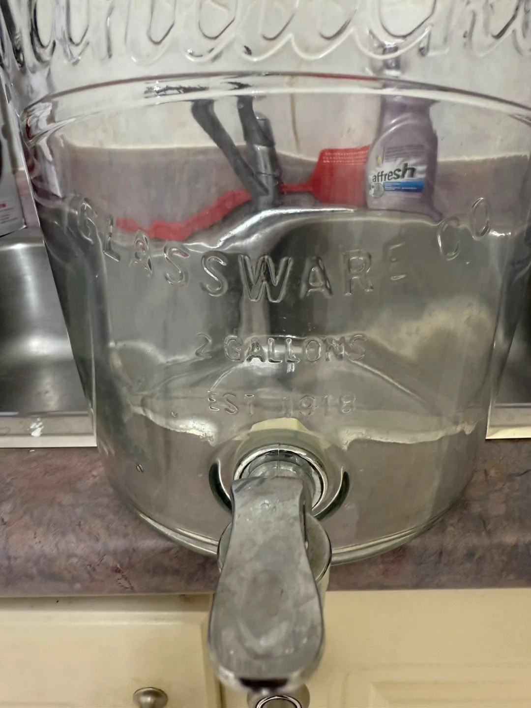 Old Fashioned Nantucket Glassware 2 Gallon Dispenser image indicator(3)