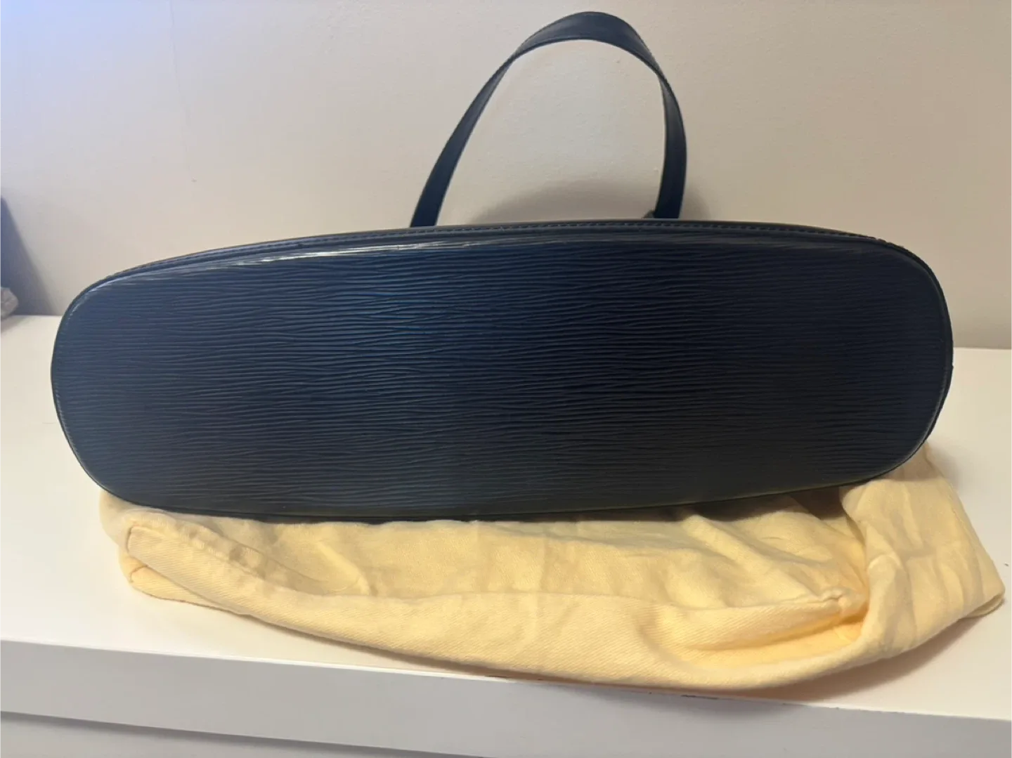 Louis Vuitton Epi Leather Black Tote Bag image indicator(3)