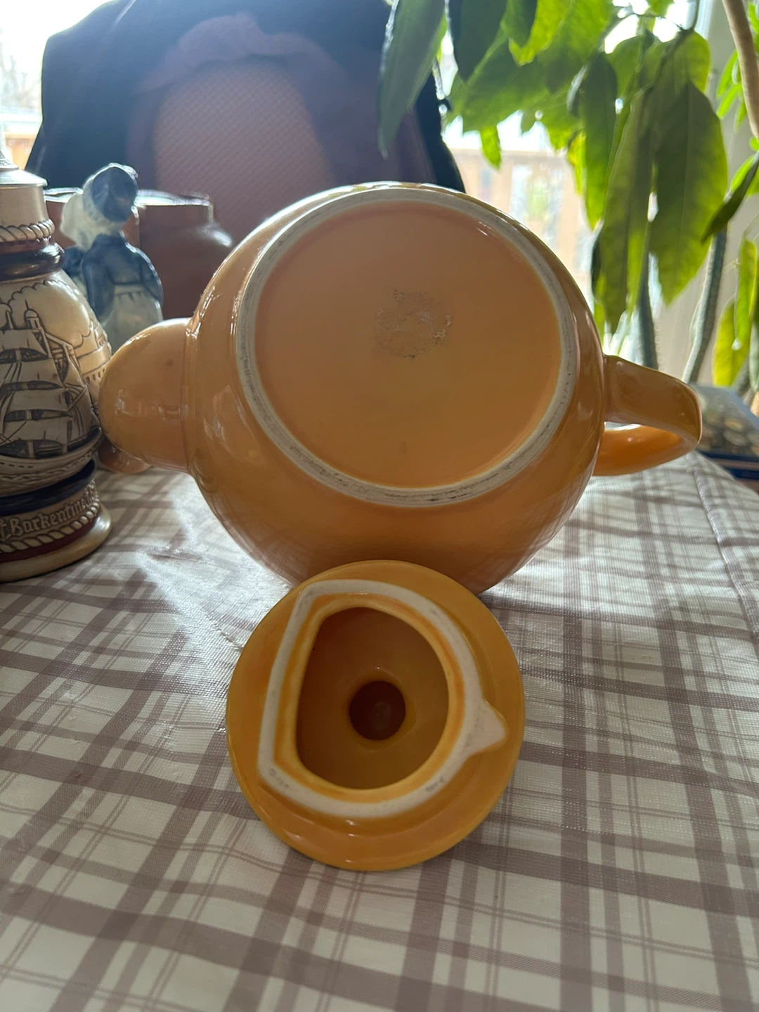 Vintage Style Yellow Teapot - photo 4