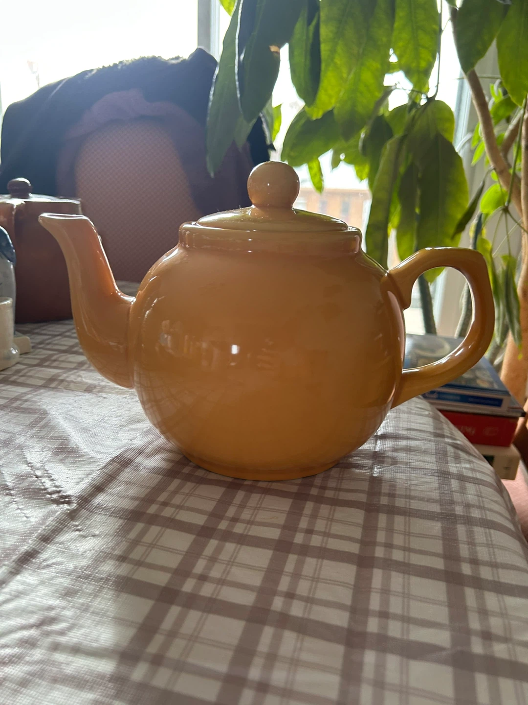 Vintage Style Yellow Teapot