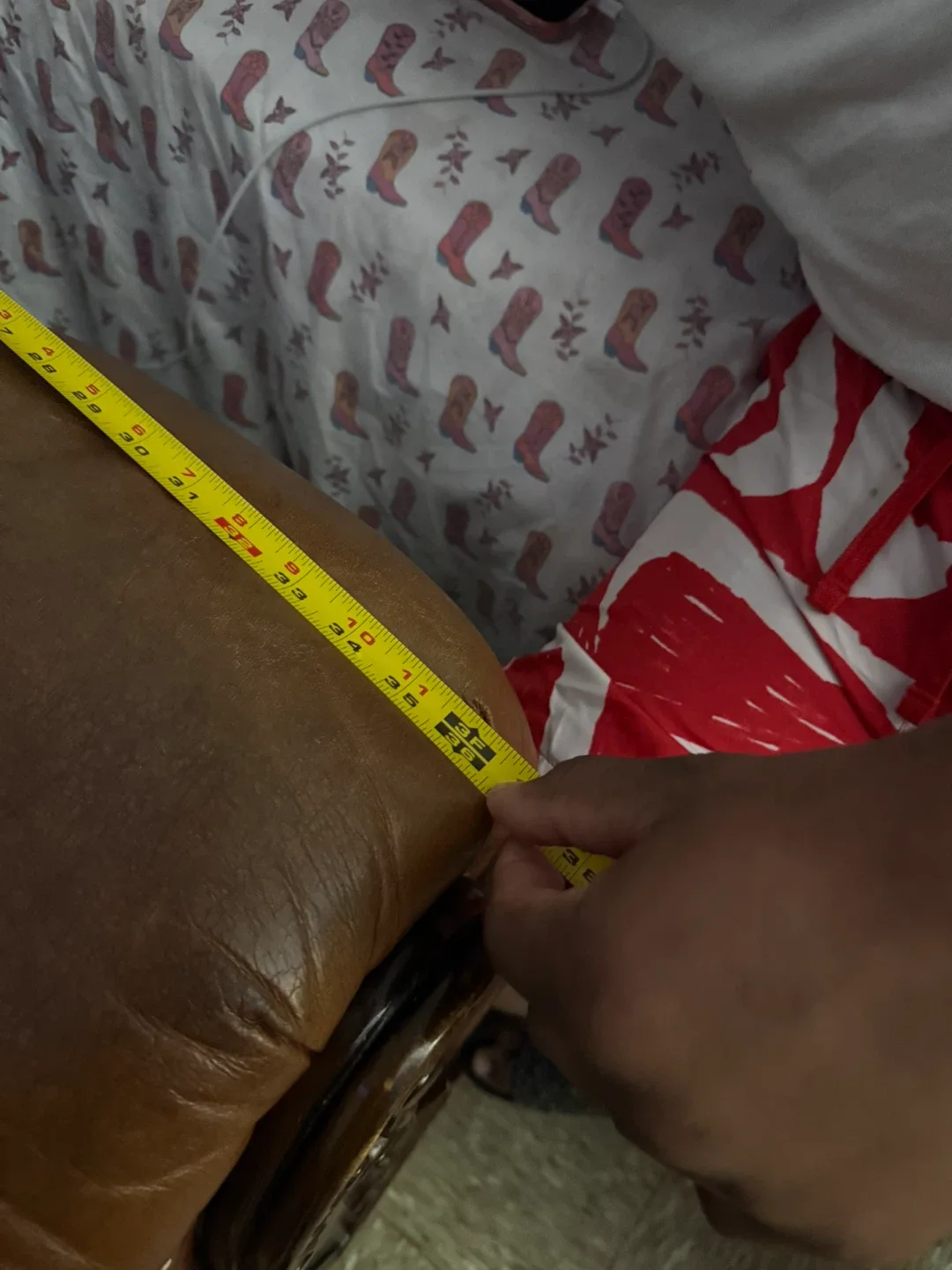 Brown Leather Loveseat Sofa image indicator(2)