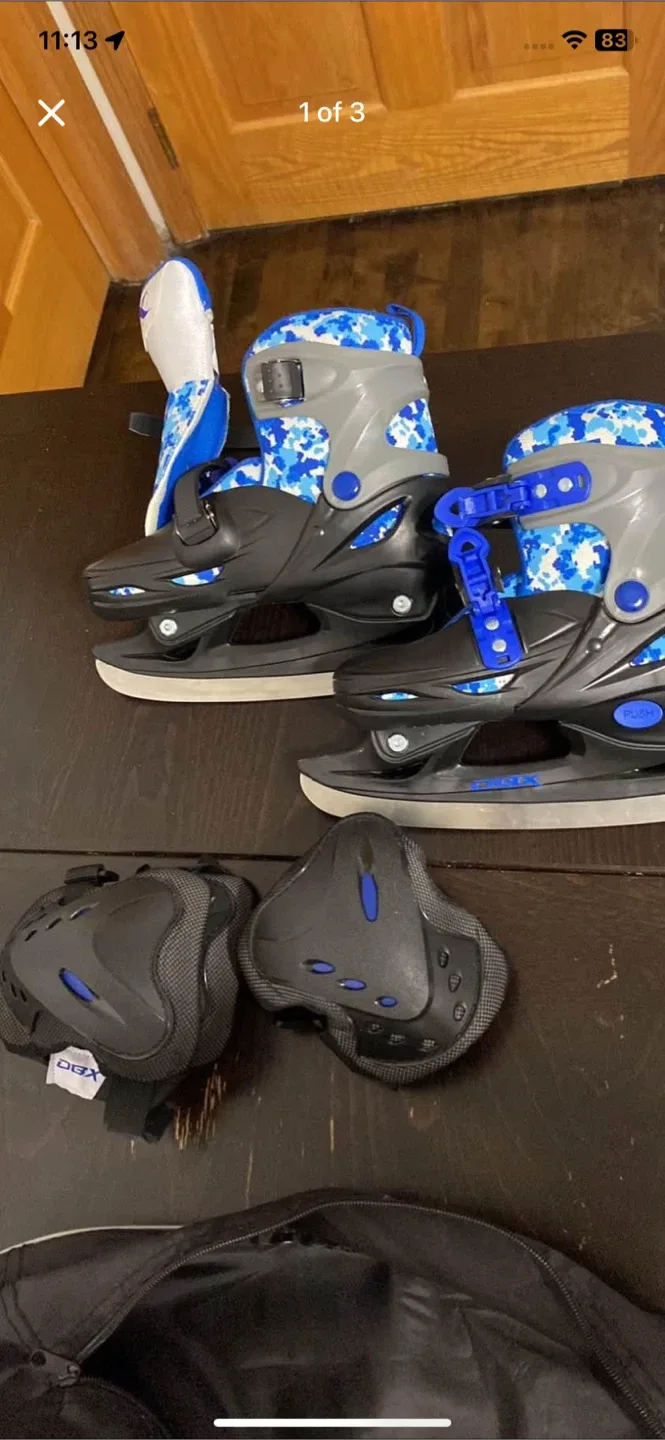 DBX Adjustable Ice Skates Size 4