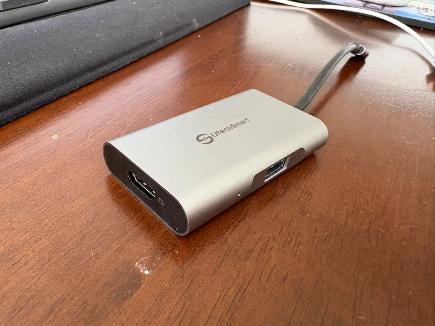 UtechSmart 4-in-1 USB C Hub Adapter - photo 2