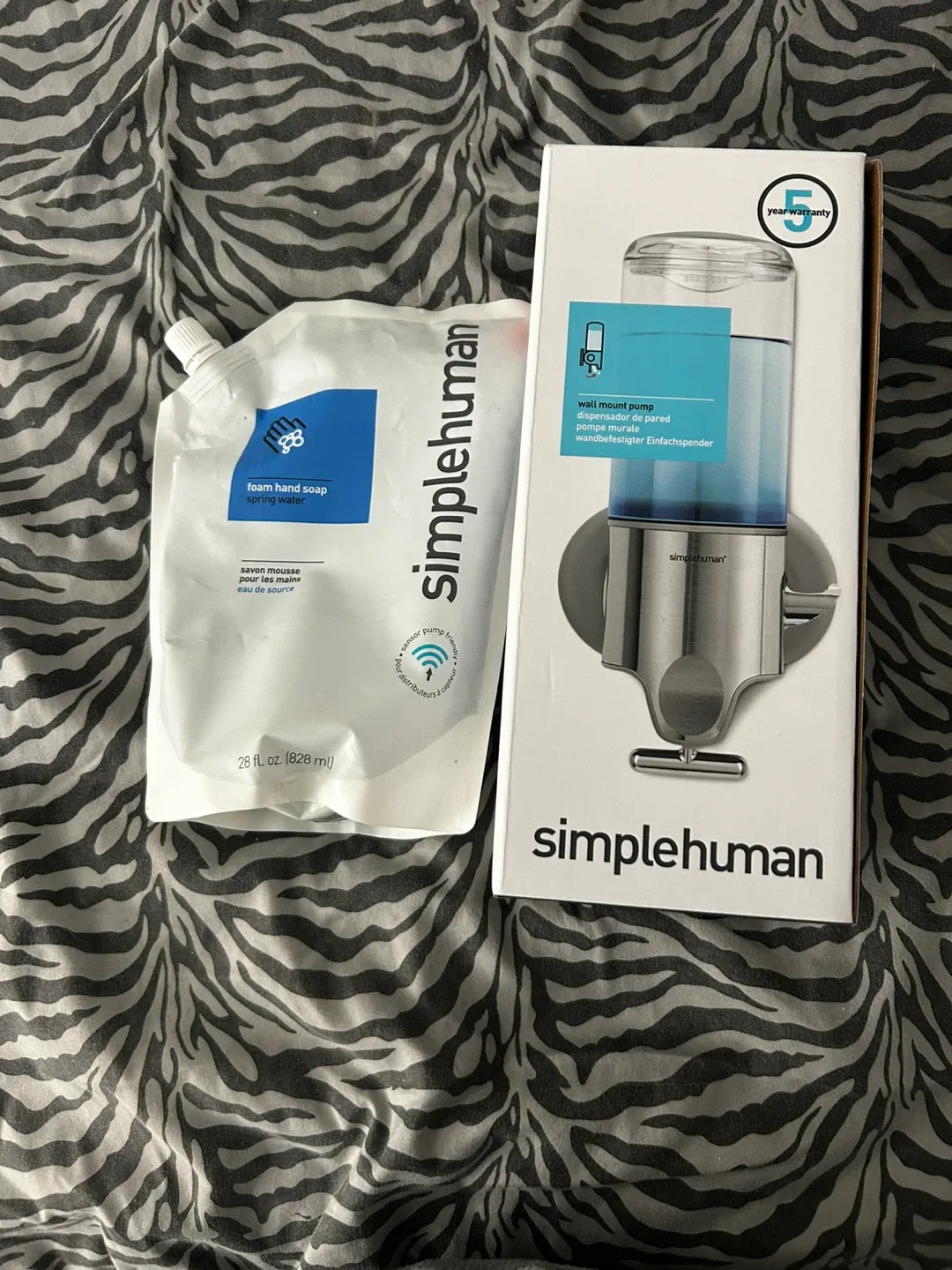 Simplehuman Wall Mount Pump + Foam Soap Refill image indicator(2)