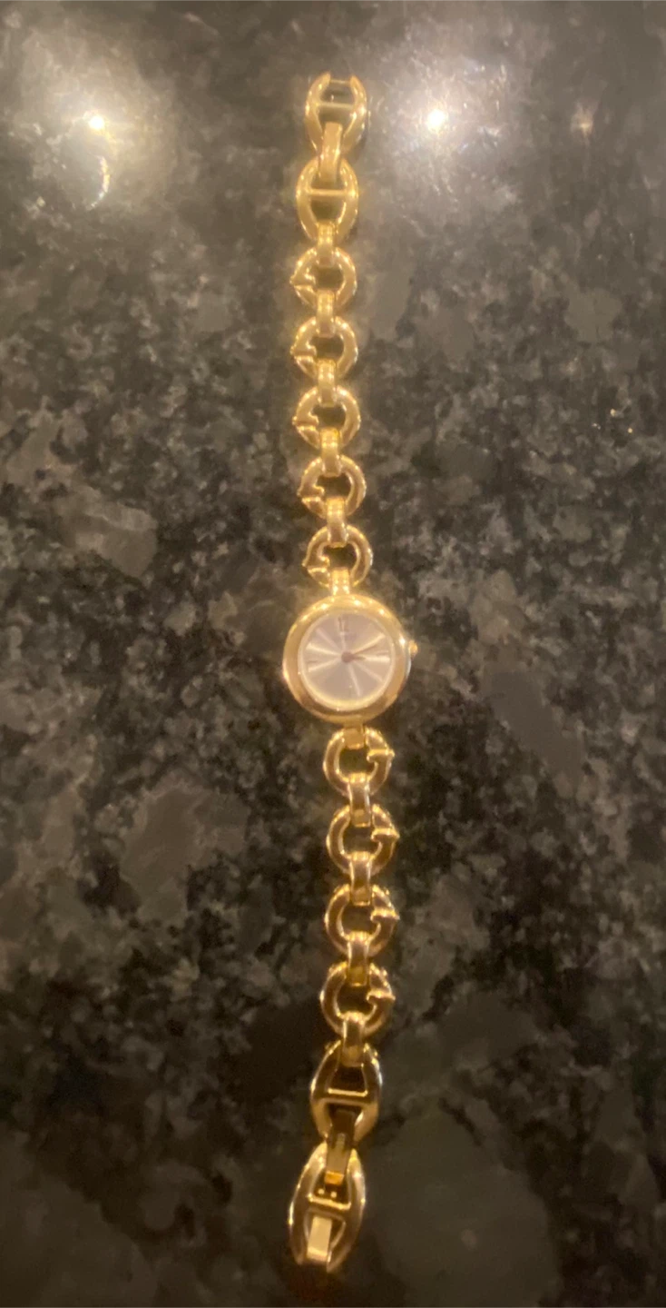 Guess Gold-Tone Ladies' Watch - photo 3