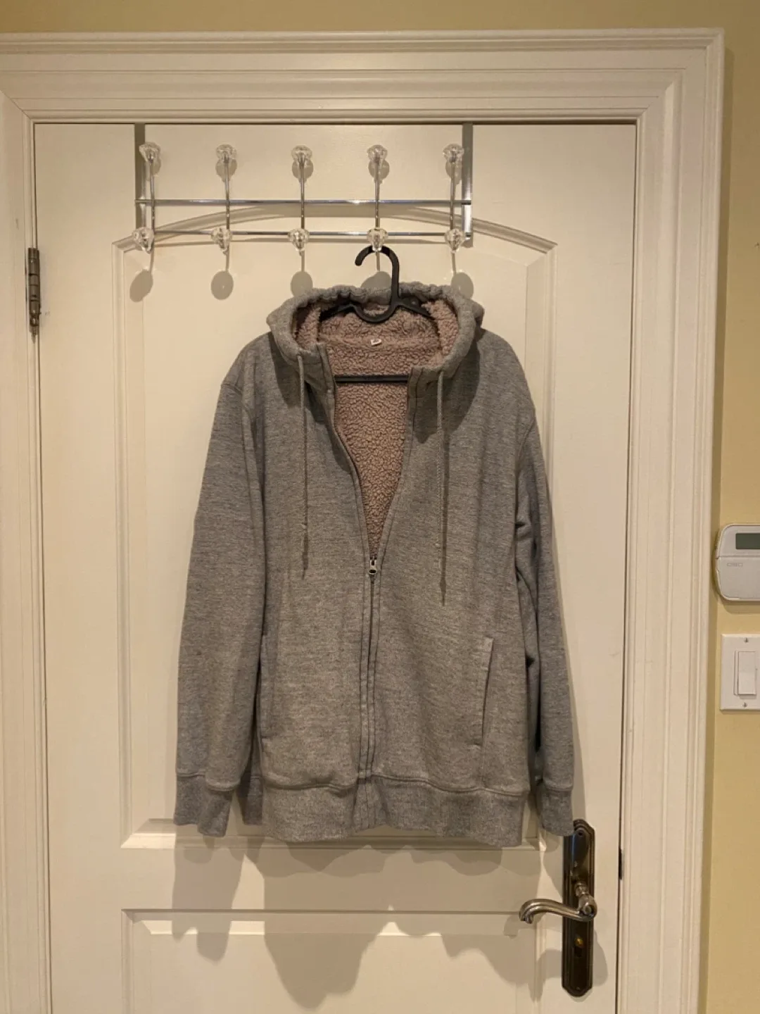 Uniqlo Grey Sherpa Lined Hoodie thumbnail