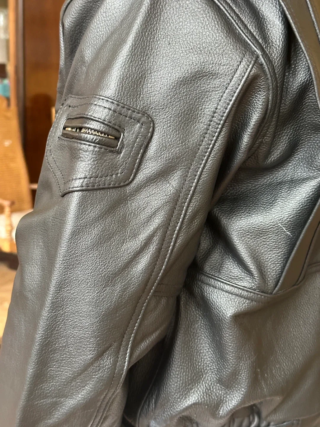 Brand New Genuine Leather Jacket – Size XL image indicator(6)