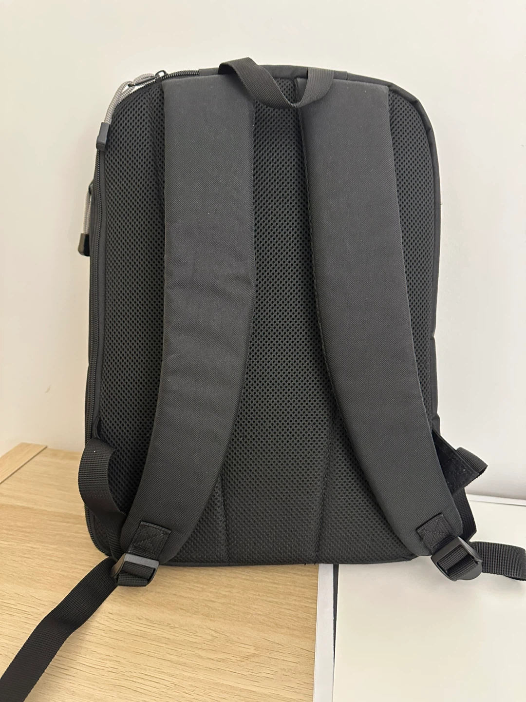 Targus Laptop Backpack [MOVING SALE] - photo 3