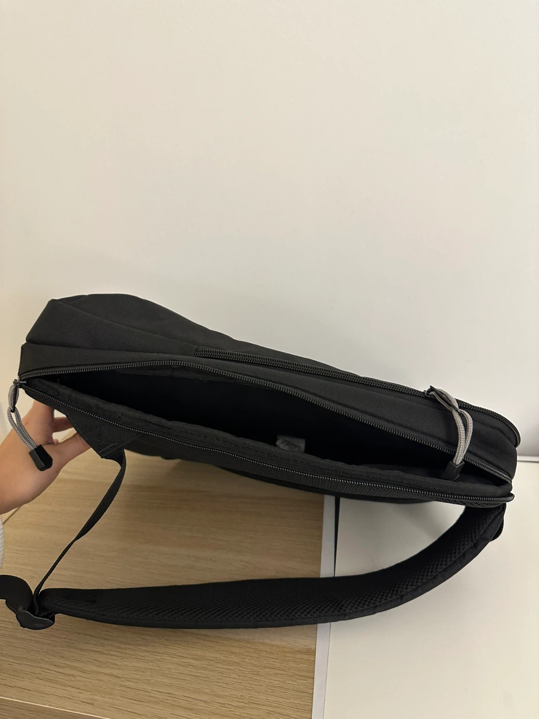 Targus Laptop Backpack [MOVING SALE] - photo 5
