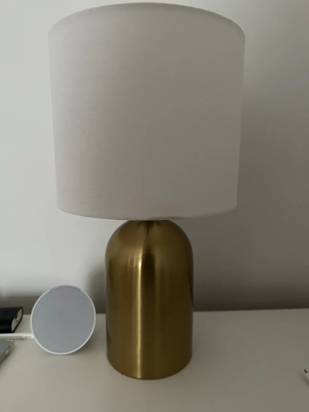 Set of two Gold Table Lamps with White Shade image indicator(2)