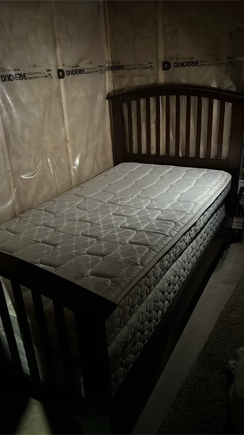 Twin Size Bed with Mattress