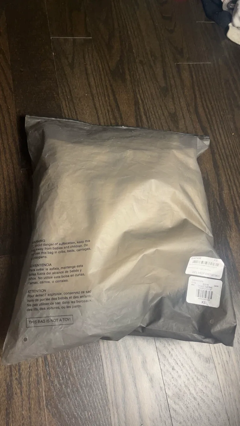 Essentials Fear of God Hoodie, Size XS image indicator(3)