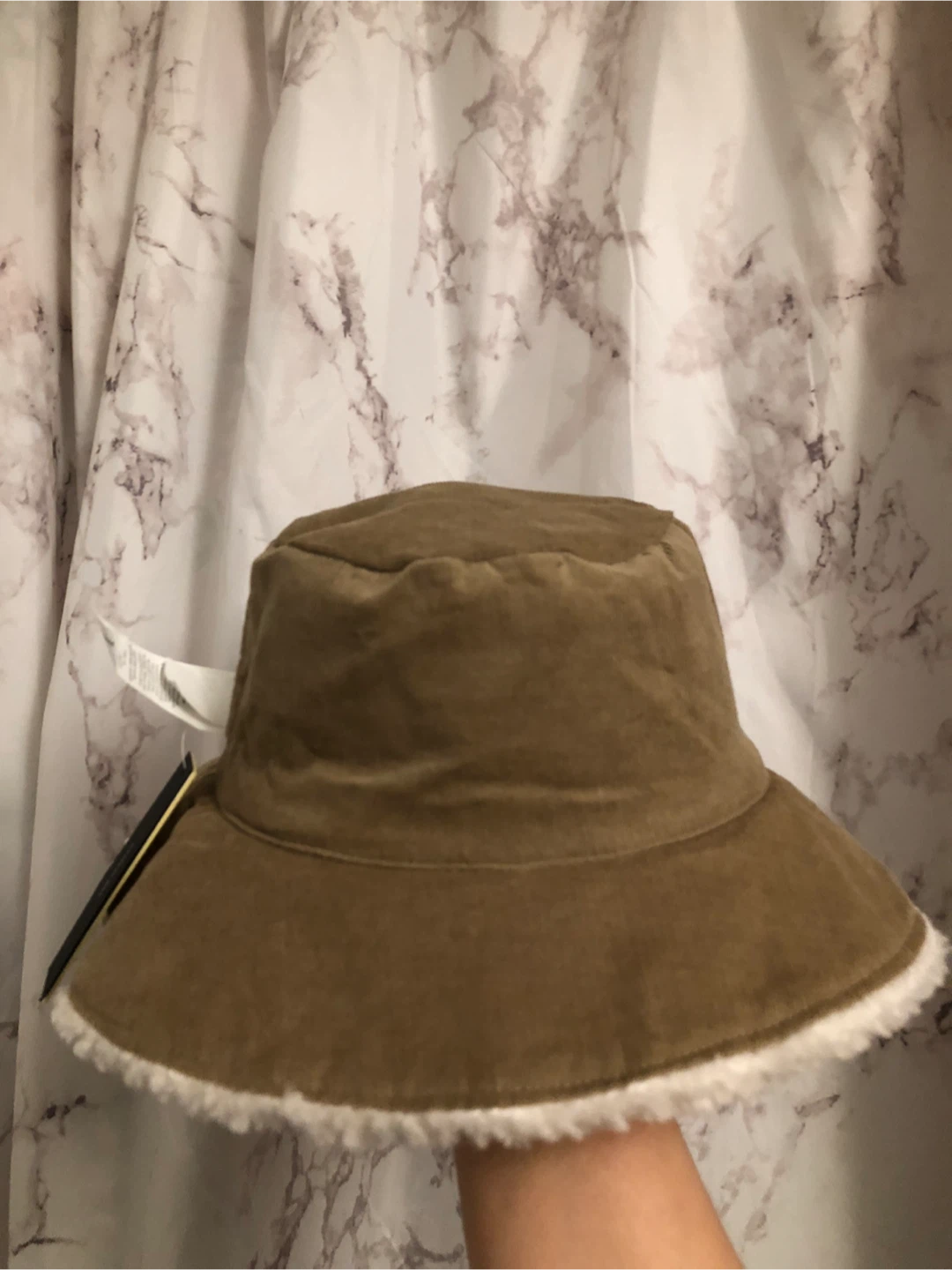 Banana Republic Baby reversible Hat - photo 4