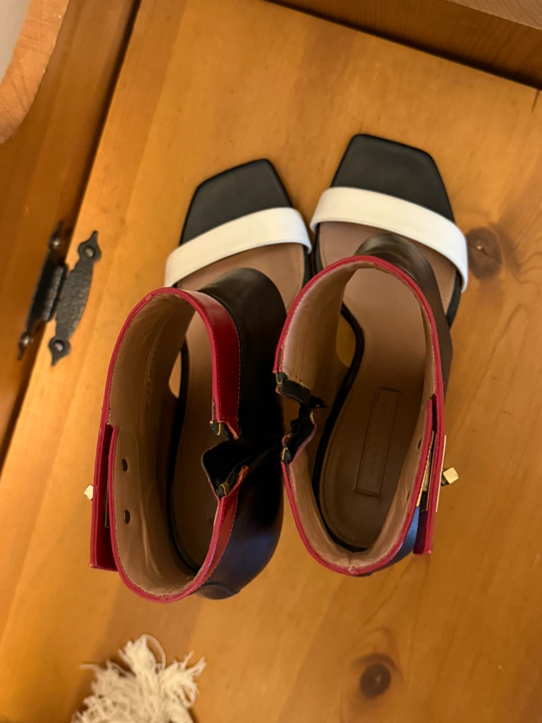 BOSS Black & Red Heels - Size 38 - photo 3