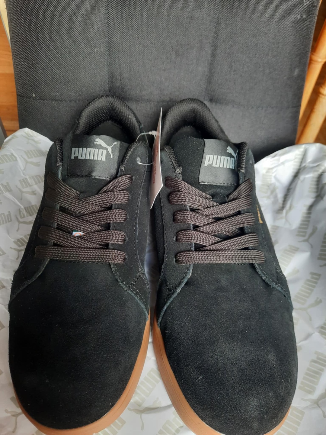 Puma Suede Black/Gum Sole Shoes - Size 9 M - photo 4