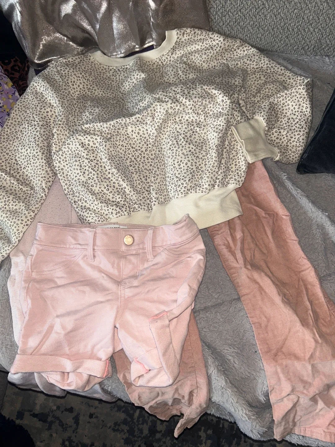 Girls Clothing image indicator(2)