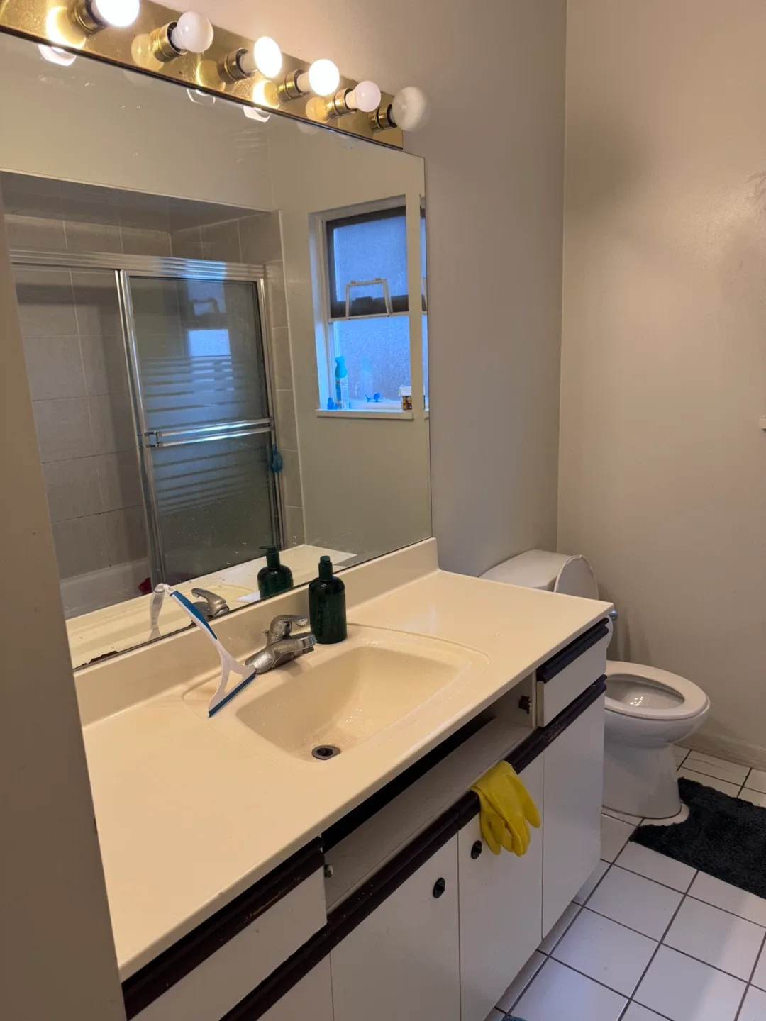 1 Bed 1 Bath-House image indicator(2)