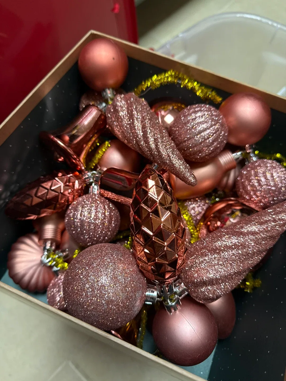 Pink Christmas Ornaments and Floral Garland image indicator(4)