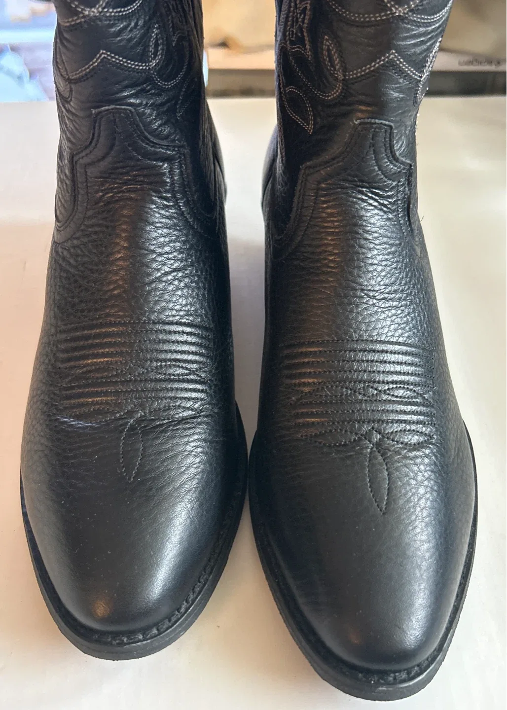 Ariat Women’s Heritage Western Round Toe Black Boots image indicator(2)