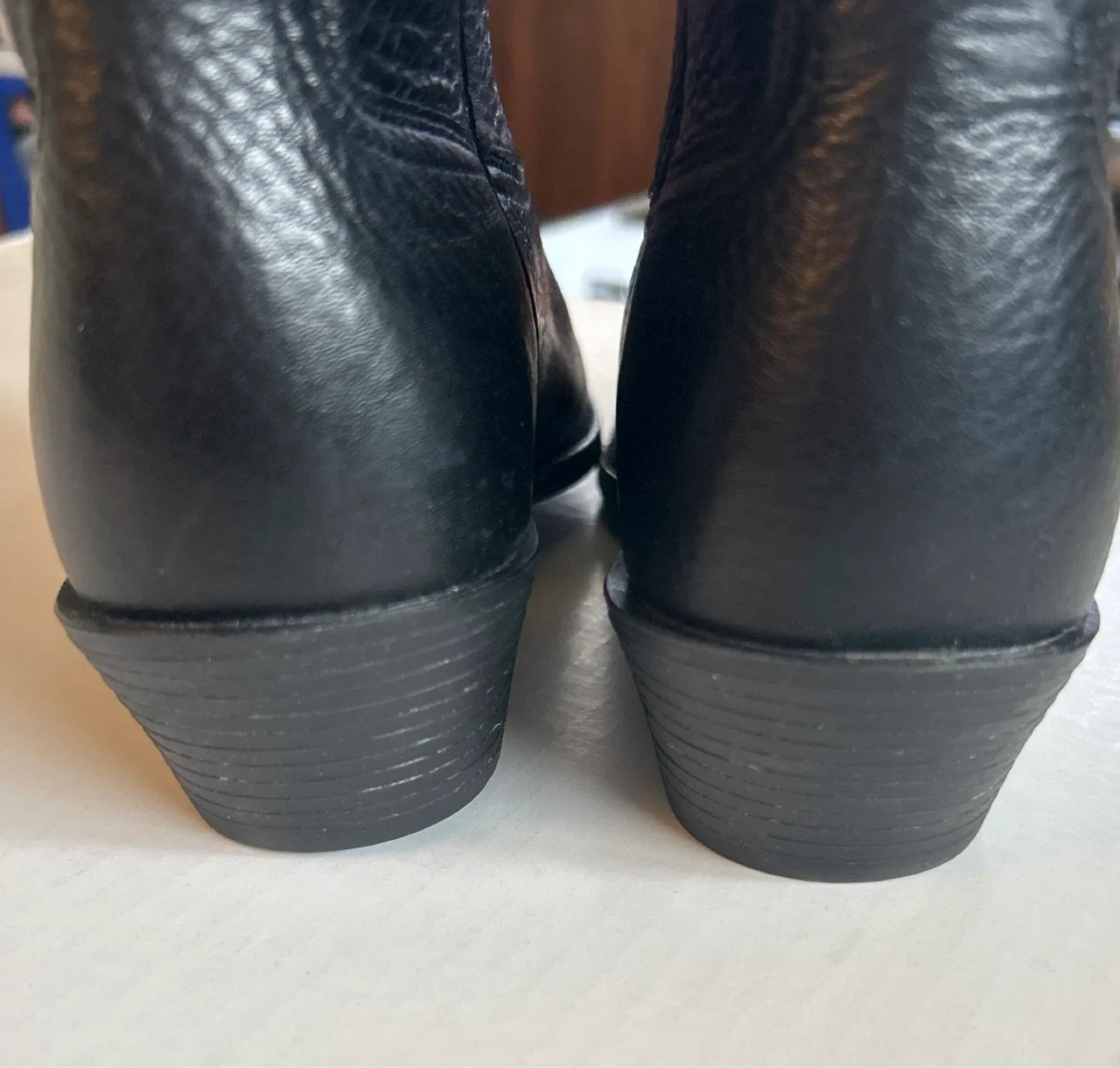 Ariat Women’s Heritage Western Round Toe Black Boots image indicator(3)