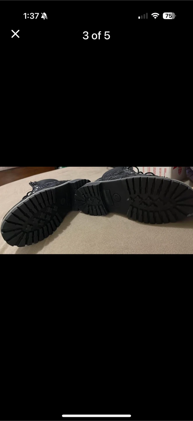 Timberland 3D Graffiti Boots youth size 4 cash only please - photo 3