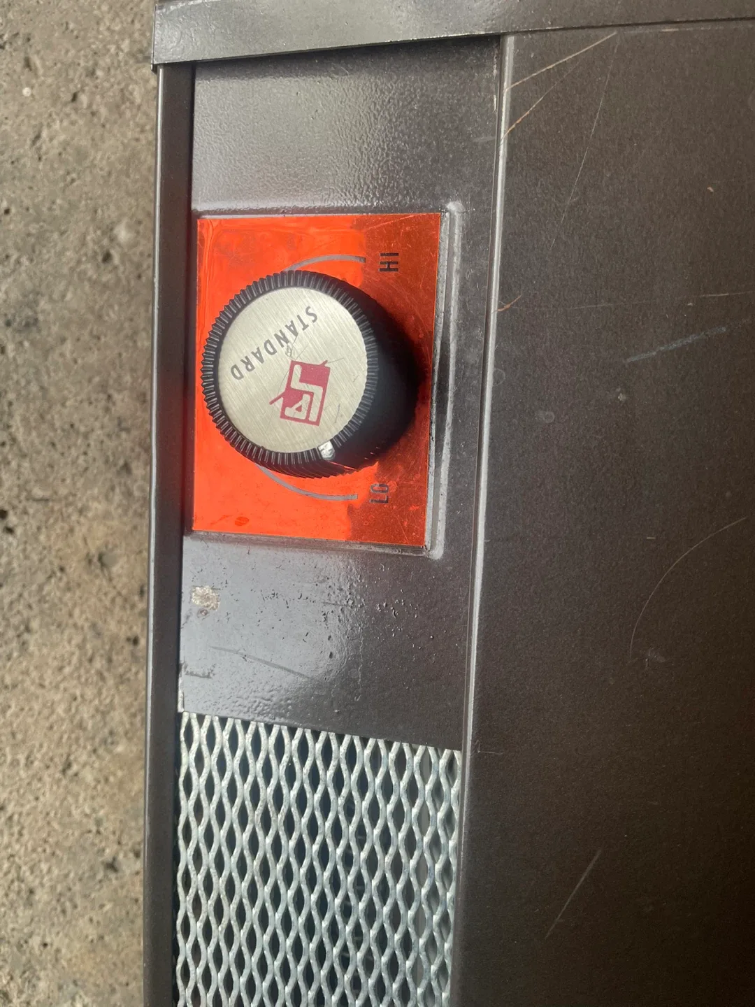 Vintage Electric Standard Baseboard Heater image indicator(2)