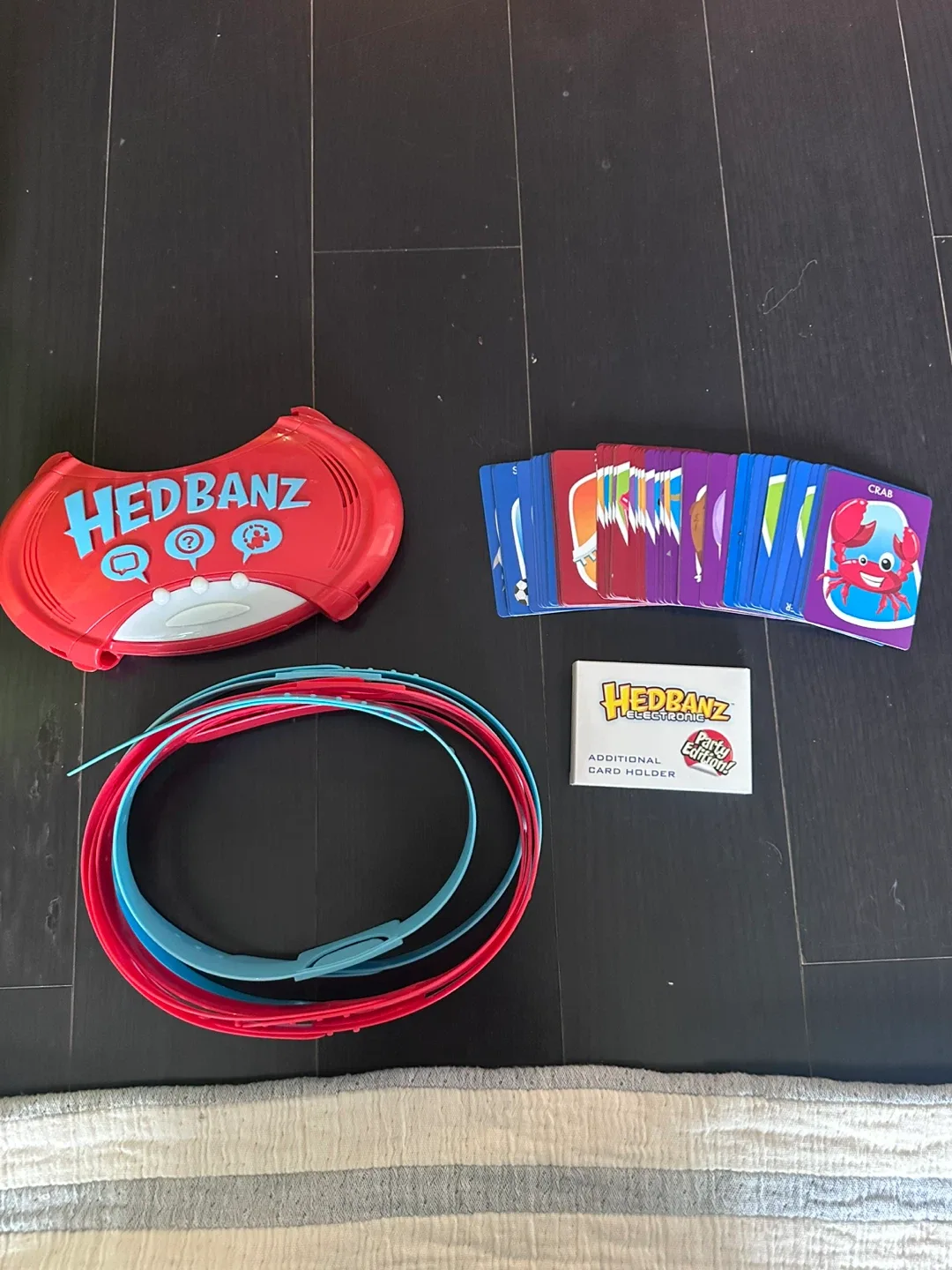 Chess, Face off, Hedbanz & Crayola light board image indicator(7)