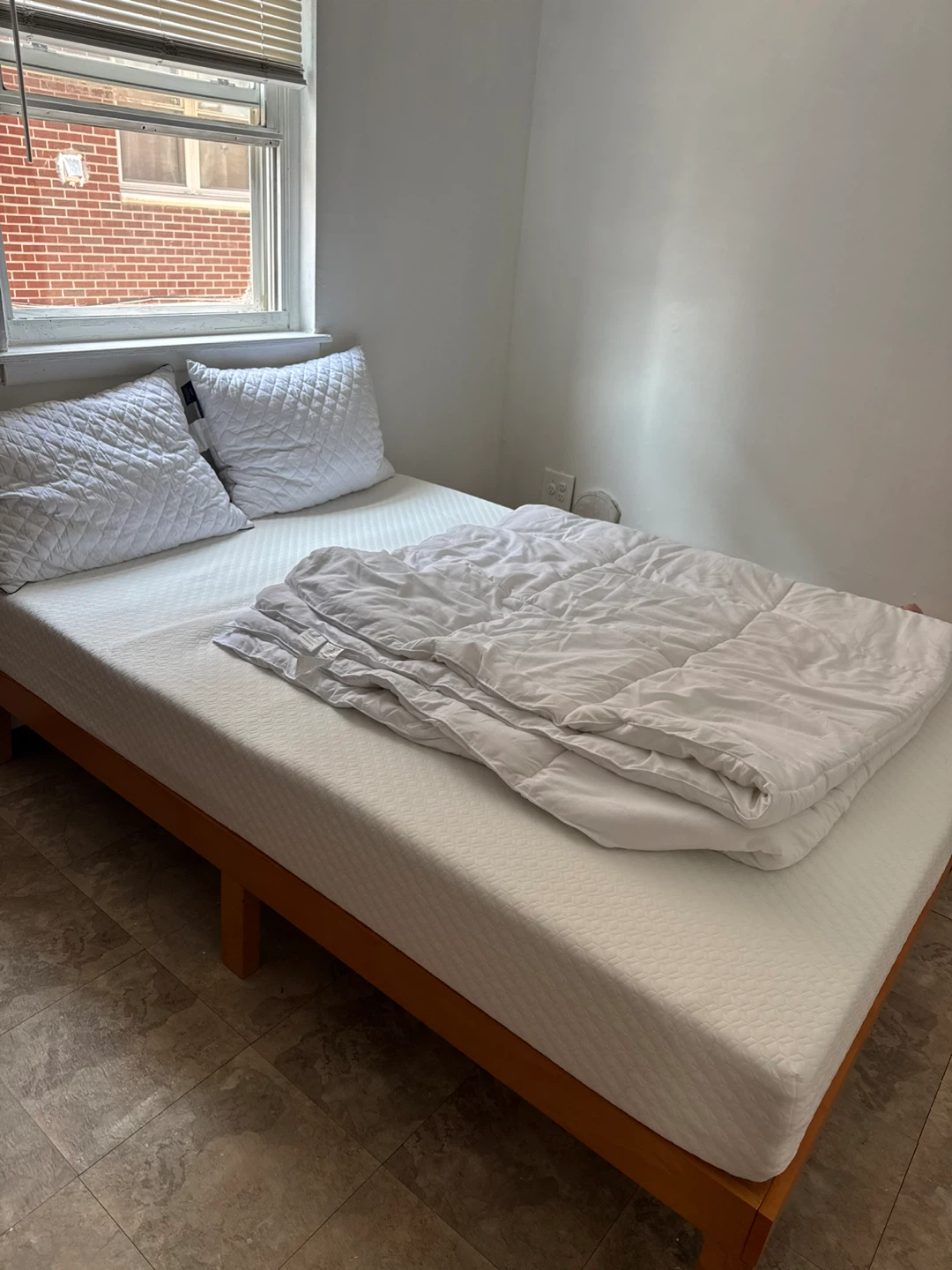 Full Size Bed Frame & Mattress