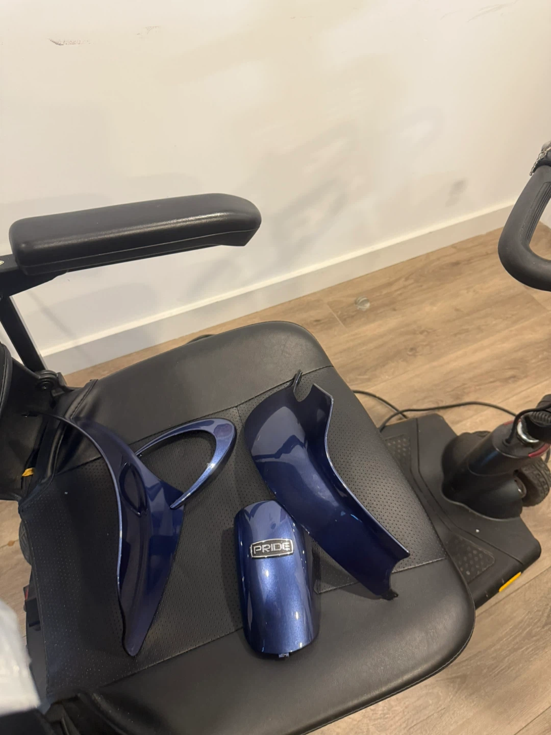Pride Mobility Scooter - photo 3
