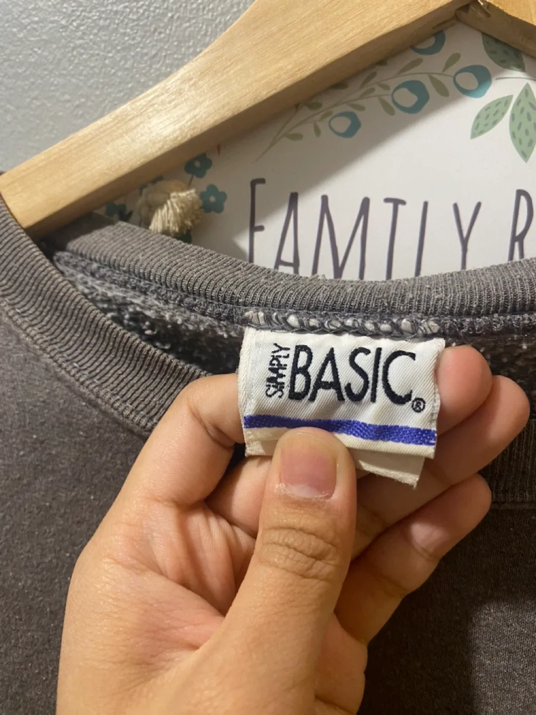 Simply Basic 'The Smiths' Graphic Sweatshirt image indicator(3)