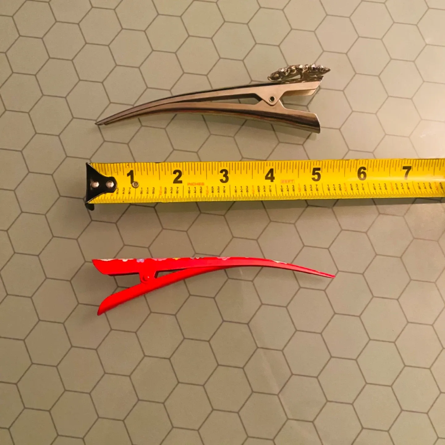 Hello Kitty & Rhinestone Hair Clips image indicator(4)