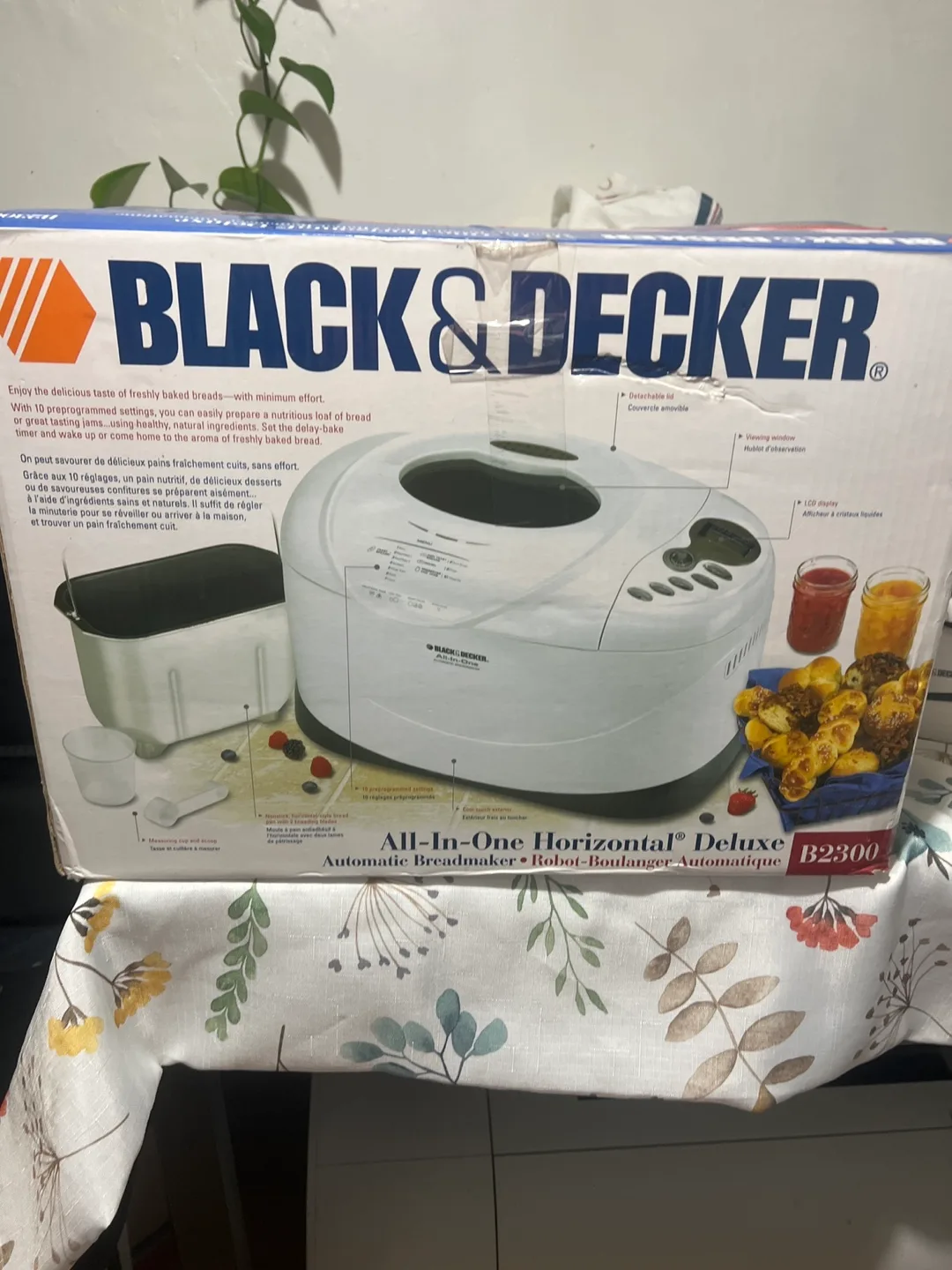 Black & Decker All-in-One Breadmaker B2300 thumbnail