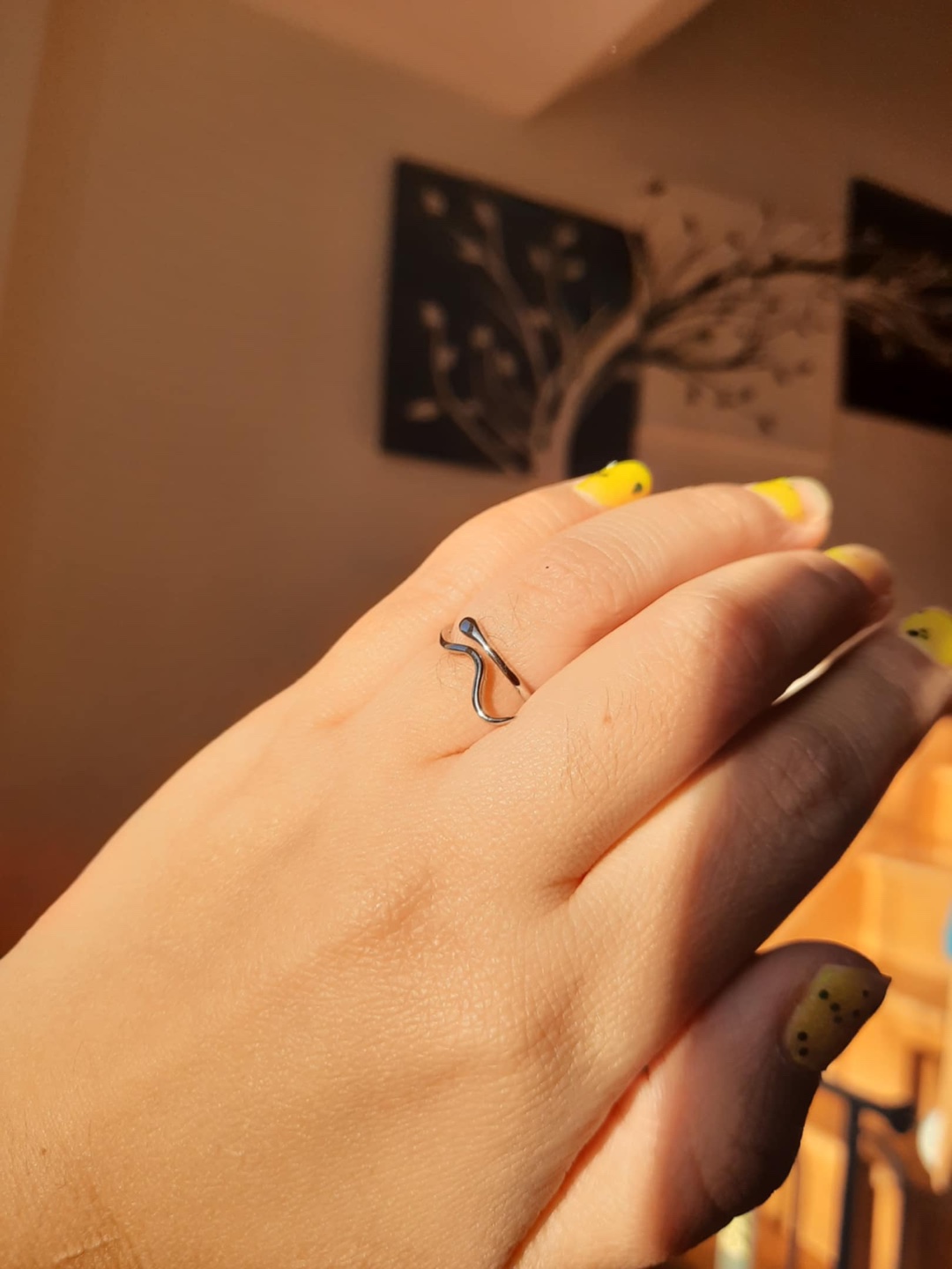 Silver tone Ring