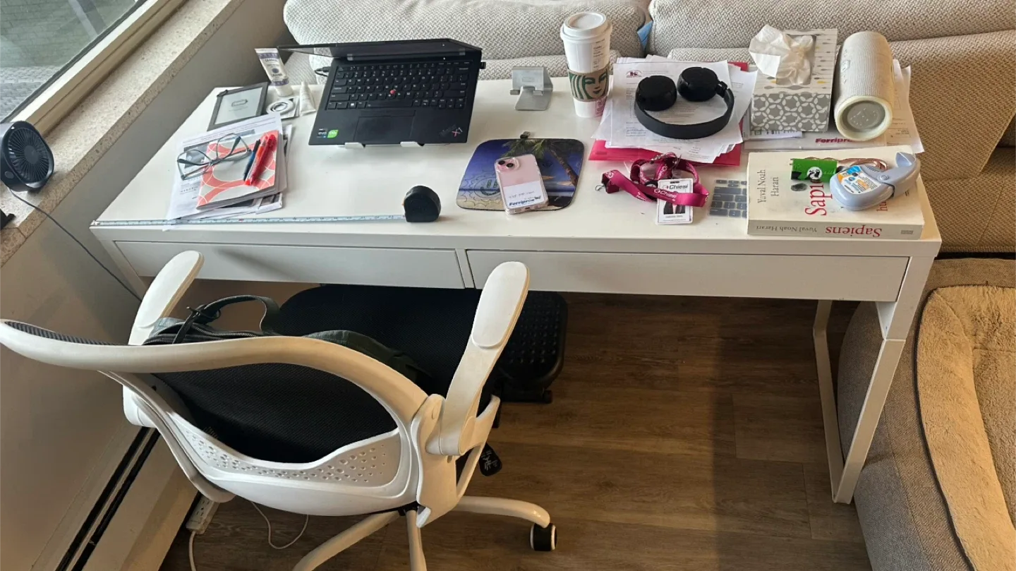 IKEA MICKE White Desk - 55 7/8x19 5/8 " image indicator(2)