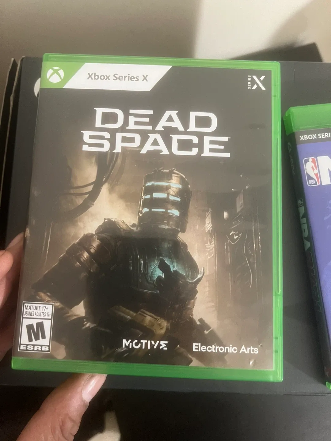 Xbox Series X 1TB SSD with Games image indicator(6)