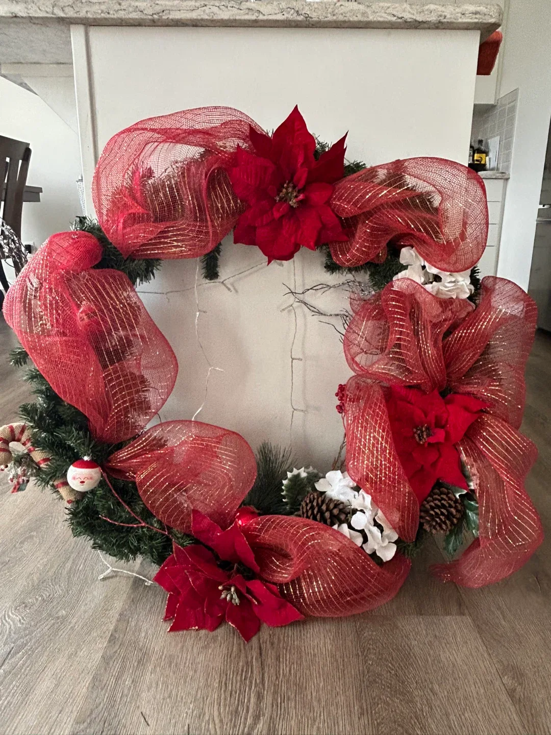 Large Christmas Wreath 24” image indicator(2)