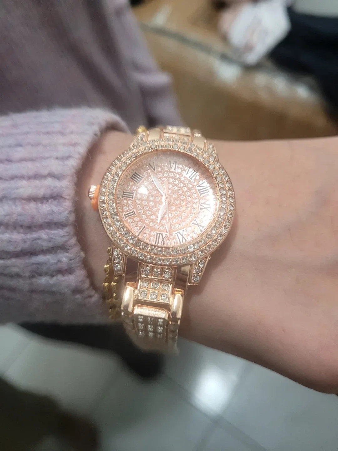 Rose Gold Rhinestone Watch image indicator(3)