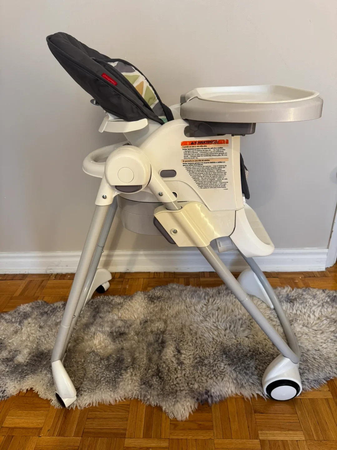 Fisher-Price High Chair image indicator(3)