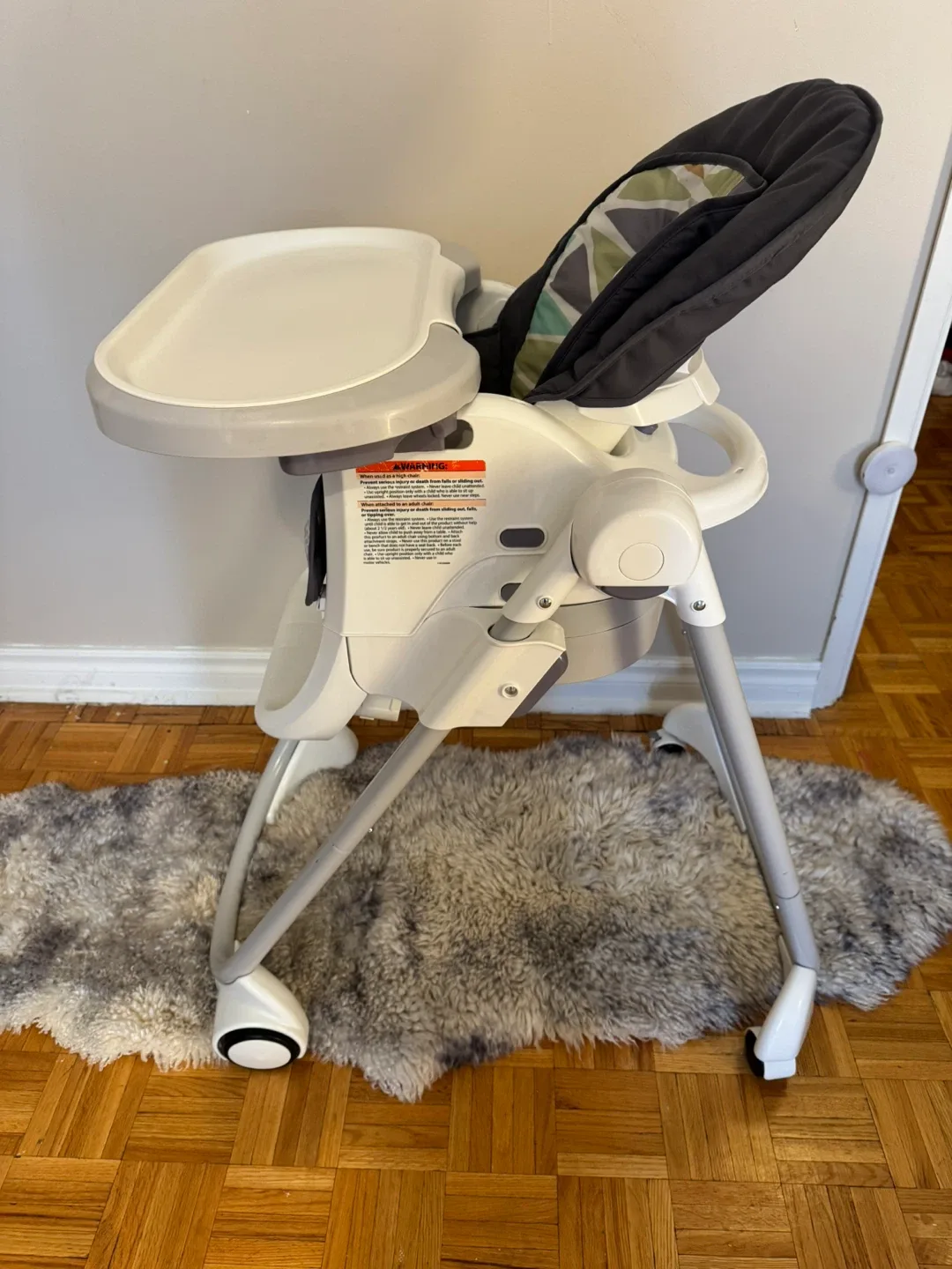 Fisher-Price High Chair image indicator(4)