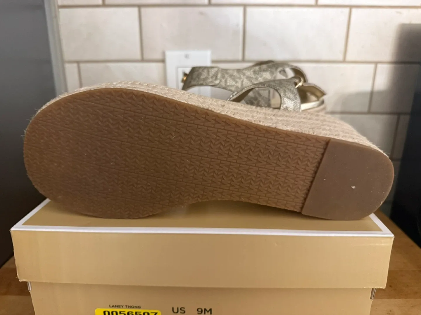 Michael Kors Laney Thong Wedge Sandals - Size 9M image indicator(4)