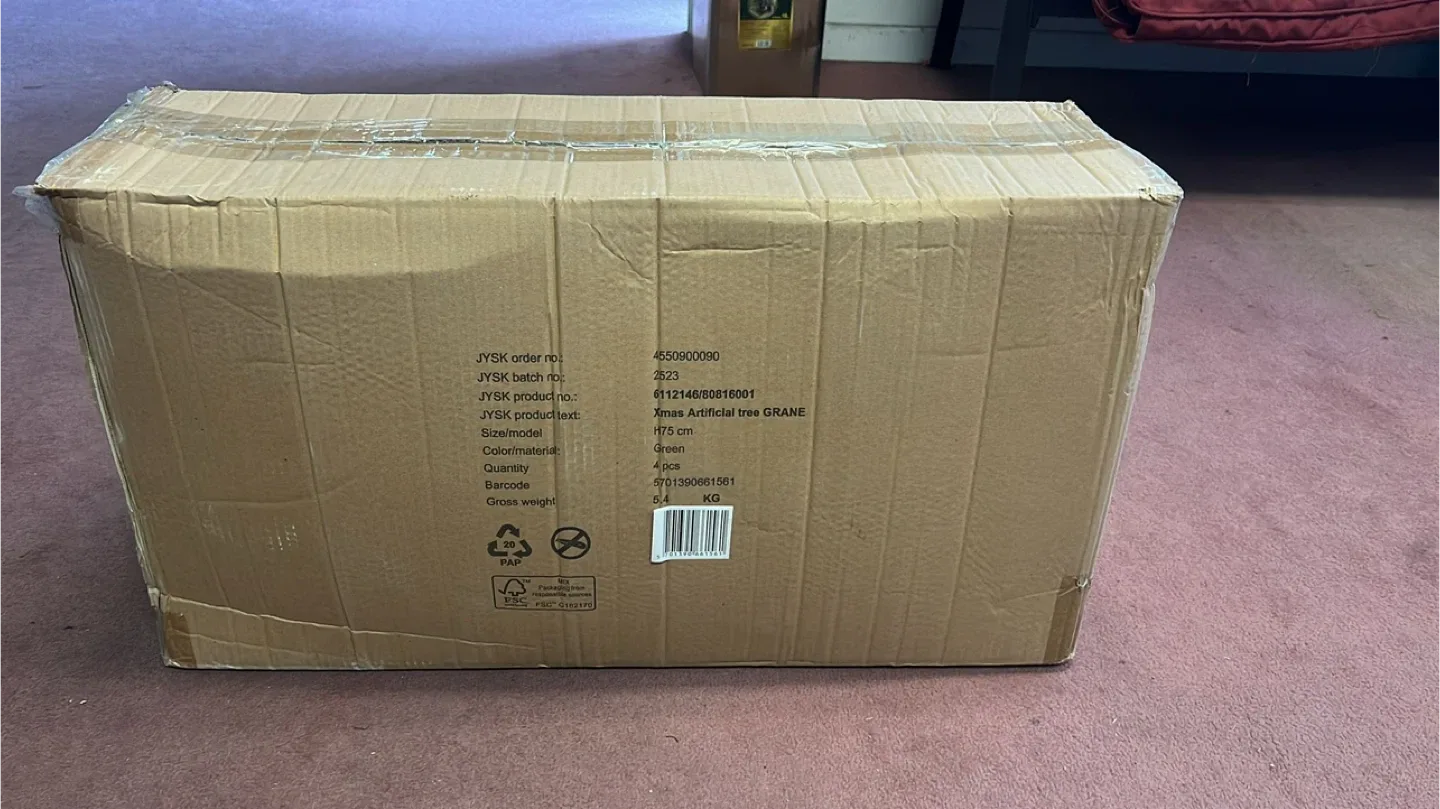 JYSK GRANE 75 cm Artificial Fir Tree with Warm LED Lights image indicator(7)